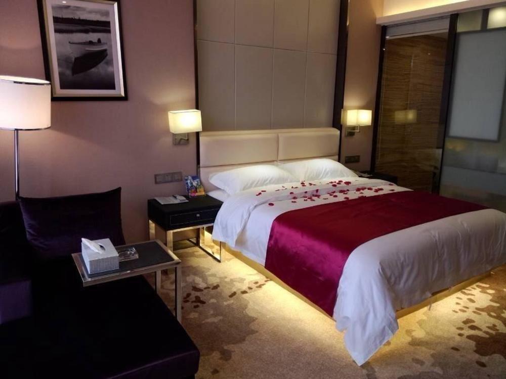 Chengdu Hello Hotel CTU Buitenkant foto